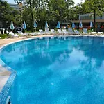 Hotel Yunona 3*