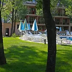 Yunona - Hotel 3*
