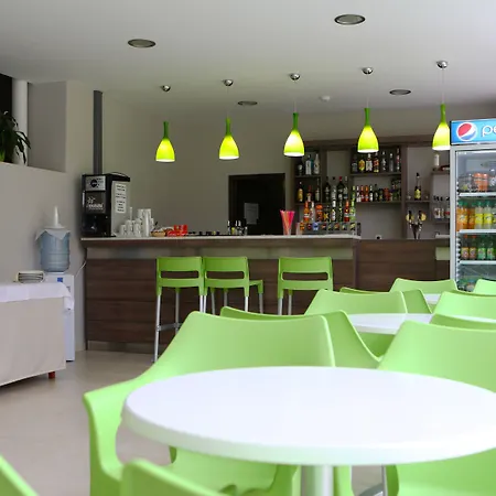 Yunona ساني بيتش