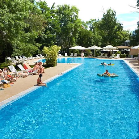 Hotel Yunona 3*