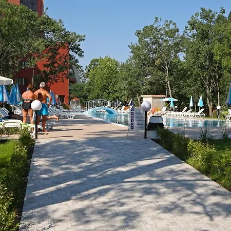 Yunona Hotel